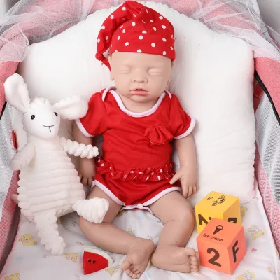 Poupée bébé en silicone, yeux fermés – image 2