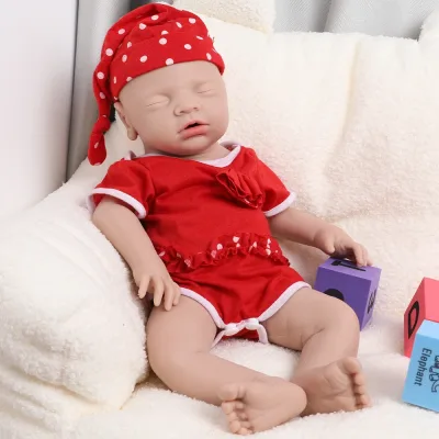 Poupée bébé en silicone, yeux fermés – image 3